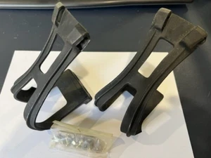 ! VINTAGE BARRACUDA OEM ATB Toe Clips ONLY for Bicycle Pedals BIKE BLACK - Picture 1 of 2