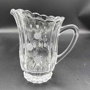 Vintage Kristallkrug mattiert Gänseblümchenmuster mit Fuß 7 Zoll - Bild 1 von 5