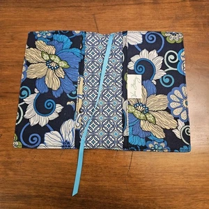 Vera Bradley Floral Paperback Book Cover / Organizer Tropical Blue - Picture 1 of 6