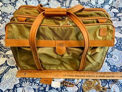 Hartmann Luggage Nylon & Leather Overnighter 20" x 12" x 9" Foto 1 de 4