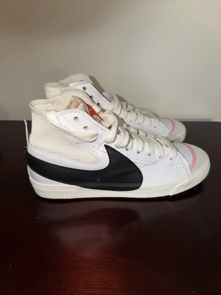 Nike Blazer Mid 77 Men Casual White Black Jumbo Swoosh DD3111 100  Size 10 - Image 1 of 4
