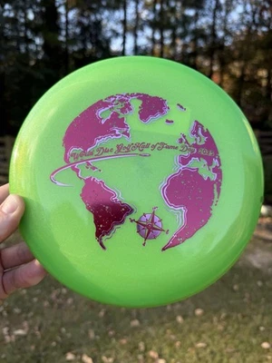 2025 Moondust Champion Aviar 173-5g World Disc Golf Hall Of Fame Rare - Image 1 of 4