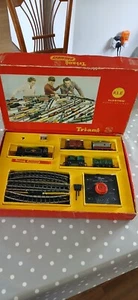 TRIANG R3.E TRAIN SET - VINTAGE RARE ELECTRIC MODEL RAILWAY - OO GAUGE - Picture 1 of 8