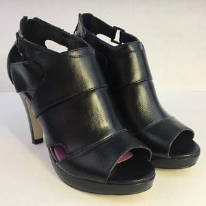Madden Girl Women's Kamila Open Toe Pump Heel Black Cut Outs Size 8.5 EUC - Picture 1 of 9