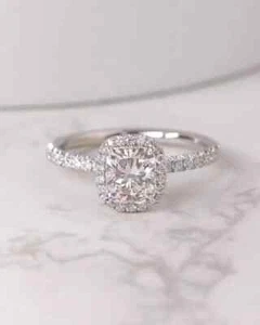 IGI Certified 2.10Ct Cushion Cut VS1/G Lab Grown Diamond Wedding Ring - Picture 1 of 11