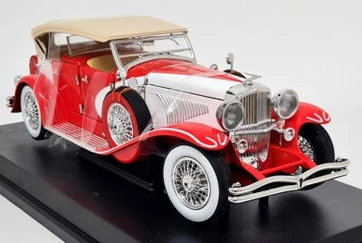 Greenlight 1/18 - Duesenberg II SJ Tourster White / Orange Diecast Model Car - Image 1 of 4
