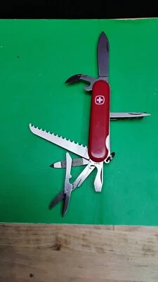 Navaja suiza vintage Wenger Delemont clásica original Suiza roja Foto 1 de 4