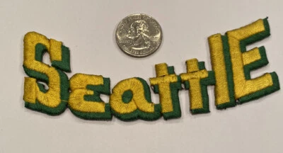 PLANCHA BORDADA VINTAGE "SEATTLE".   ¡HERMOSO!  5"x 2" Foto 1 de 3