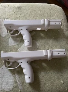 Wii Set of 2 Guns - Picture 1 of 4