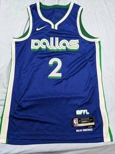 Swingman NBA 2023 Kyrie Irving Mavericks City Trikot 44 - Bild 1 von 7