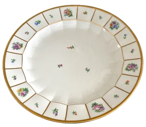 Royal Copenhagen Henriette 13 1/8" Round Chop Plate 444-8543 - Picture 1 of 8