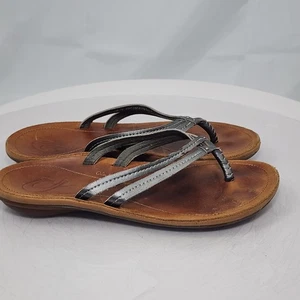 OluKai Kapehe Luana Sandalen Damen 8 Zinn Sahara/Bubbly Leder Keilabsatz Flip Flops - Bild 1 von 19