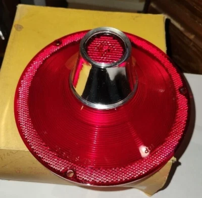 Bonita LÁMPARA TRASERA NORS GLO-BRITE 61 Ford Galaxie Country Squire Wagon C1AZ-13450-A Foto 1 de 2