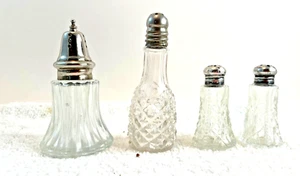 4 Saleros de vidrio de colección con patrones de colección para el torso plateado Pat Appld EE. UU. decoración elegante del país - Imagen 1 de 5