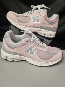 Taglia 9,5M/11W - New Balance 2002R Orb rosa - Foto 1 di 9