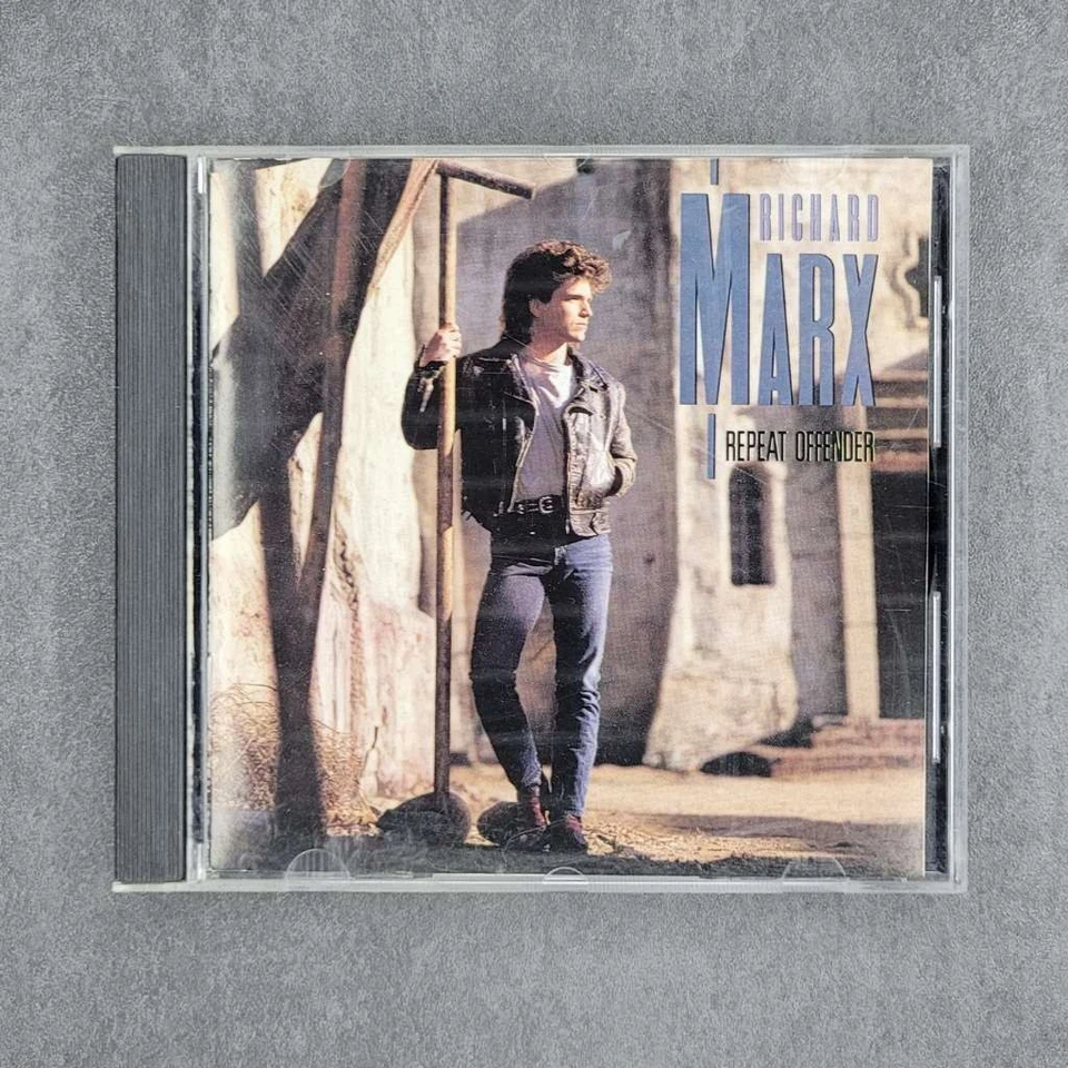 Repeat Offender Music Foto 1 de 1