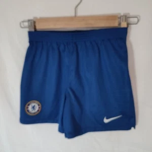 Nike Chelsea Football Club Shorts Boys Age 6-7 Years 116-122 Cms Home Blue - Picture 1 of 12