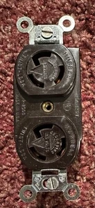 (12) 15A 125V Brown Hubbell 4700 Twist-Lock Duplex Grounding Receptacles USA - Picture 1 of 3