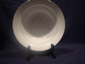 TAZÓN DE SERVICIO REDONDO CHINO FINO PLATINA Royal Majestic - Imagen 1 de 6