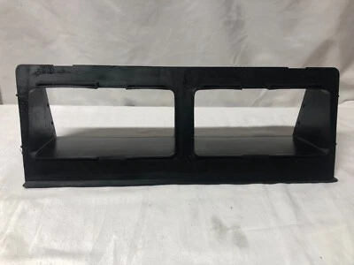 BMW E38 740i  7 SERIES GENUINE AIR CHANNEL # 9434213047 64118391817 8391817 Foto 1 de 4