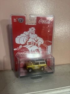 M2 Machines Coca-Cola Santa 1966 Ford Bronco Christmas 2025 Gold Rare In Hand - Picture 1 of 2
