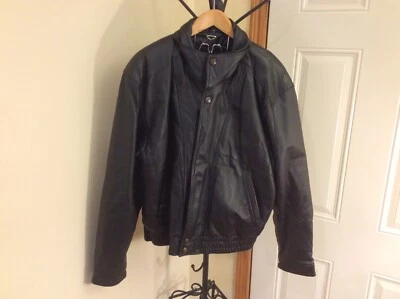 Chaqueta de cuero negra Charles Klein con forro extraíble para hombre L Foto 1 de 4