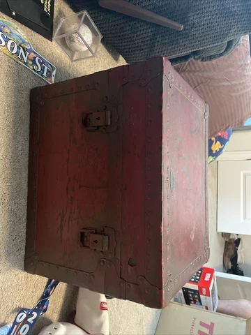 Herkert & Meisel Trunk Co. Antique Trunk Chest From 1944 Cover
