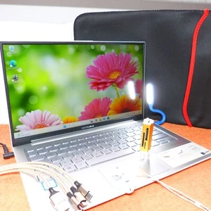 Asus S330F VivoBook METALL UltraBook l 13 Zoll HD l Windows 11 SSD l AKKU Defekt - Bild 1 von 14