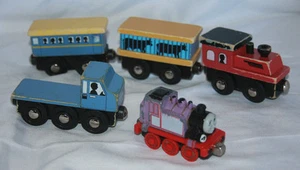 Vintage? 5 Pieced Magnetic Train Truck Wooden Thomas & Friends Rosie (Metal) - Picture 1 of 4