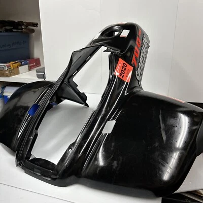 Guardabarros delantero Polaris Sportsman 700 2002 usado OEM 2632299-177 43305 y brotes Foto 1 de 4