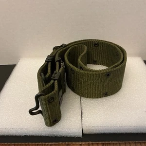 Cinturón de tela de nailon para equipo individual militar de EE. UU., verde O.D., talla mediana, ligeramente usado - Imagen 1 de 14