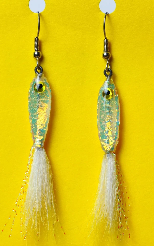 Pendientes de pez únicos, hechos a mano, trucha pequeña, lubina bebé y pez dorado Foto 1 de 1