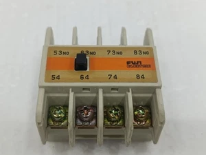 BLOCCO CONTATTI AUSILIARI ELETTRICI FUJI TG-A11 NO CONTATTORE MODULO ATTACCO NUOVO - Foto 1 di 7