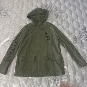 Taylor Swift Jacket Reputation Stadium Tour Army Green Sm Stretch Hooded Snake - Picture 1 of 18