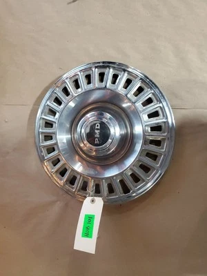 Tapacubos Pontiac Firebird Tempest Vuntura Catalina 1967-68 OEM usado Foto 1 de 4