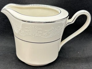 NORITAKE IVORY CHINA 7550 MARSEILLE WHITE SCROLLS & PLATINUM TRIM CREAMER (297) - Picture 1 of 6