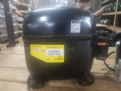 DANFOSS SC18CLX.2 3/4HP 230V 1PH 60HZ R-404A LOW TEMP REFRIGERATION  COMPRESSOR - Image 1 of 4