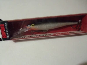 1 Rapala Minnow Rap Lure MR9 Silver S NIP - Picture 1 of 7