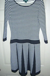 TRENDY NICE! Lauren Ralph Lauren Sweater Dress WMS Size L Black White Striped - Picture 1 of 8