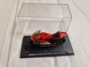 IXO 1/24 CLASSIC DUCATI DESMOSEDICI LORIS CAPIROSSI 2003 MOTO GP BIKE MOTORCYCLE - Picture 1 of 2