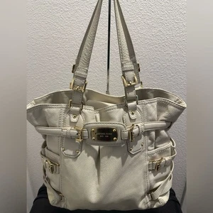 Michael Kors White Shoulder Bag with Gold Accents - Picture 1 of 12