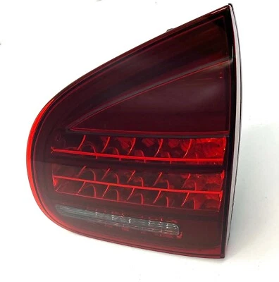 Tapa interior del maletero para mano derecha Porsche 958 Cayenne Gen 1 luz trasera oscurecida - E2 Foto 1 de 4