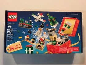 LEGO 40222 Christmas Holiday Advent 24-in-1 set Brand New Sealed 250 pieces 2016