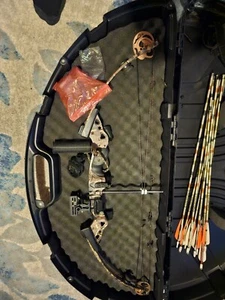 compound bow right hand - Picture 1 of 6