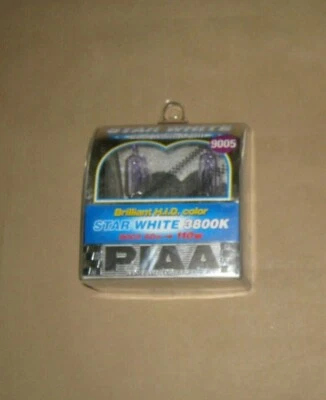 PIAA 13905 STAR WHITE COOL WHITE LIGHT 3800K 9005 60W TWIN PACK - Image 1 of 3