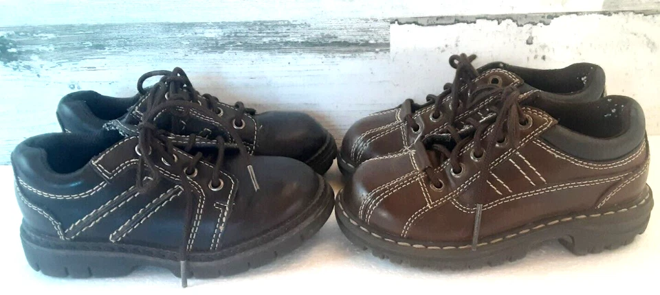 (2) TKS Arizona Jean Co. Niños Marrón Imitación Cuero Talla Barco Vestido Informal Niños 8 Foto 1 de 4