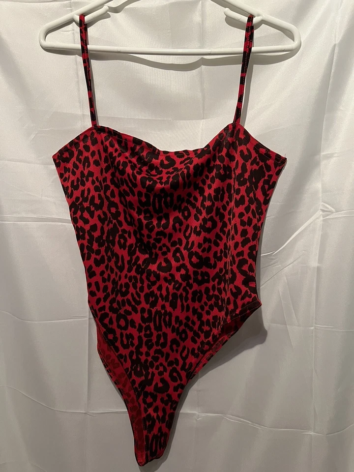 Boohoo Woman’s Cheetah Print Red Black Polyester One Piece Size US 12  Nice - Image 1 of 4