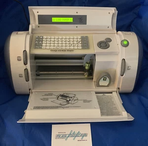 Cricut Personal Electronic Cutter Crafting Machine Die Cut CRV001 Cart & Manual - Picture 1 of 12