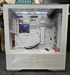 LIAN LI Weiß Aluminium Stahl Hartglas ATX ITX Computergehäuse mit Lüfter - Bild 1 von 7