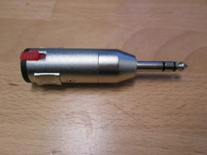 Female Ts 1/4" To Male Trs 1/4" Adapter Mint 2778 - Picture 1 of 3